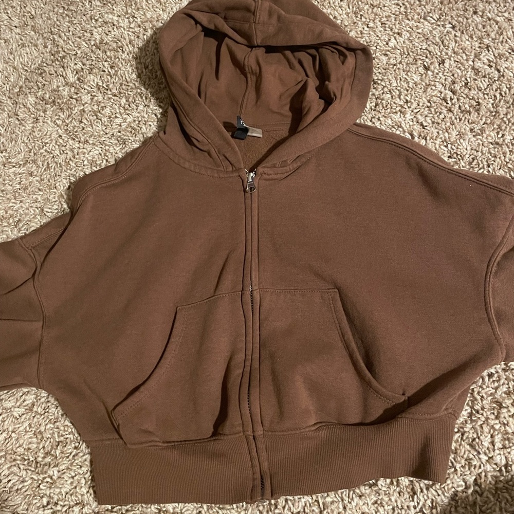 Brown crop top jacket, worn 3-4 times.